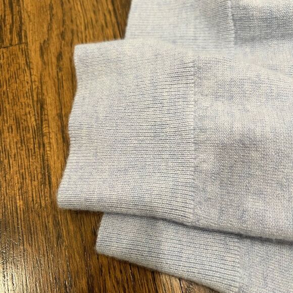 Banana Republic Italian Merino Yarn Crewneck Sweater Size Large - Picture 4 of 11